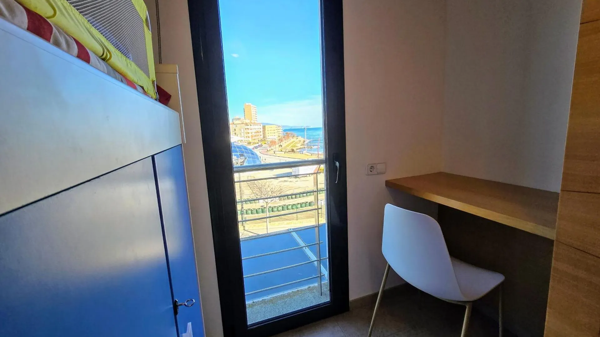 Duplex Univers - Frente Al Mar L' Escala 0*,  Spanien